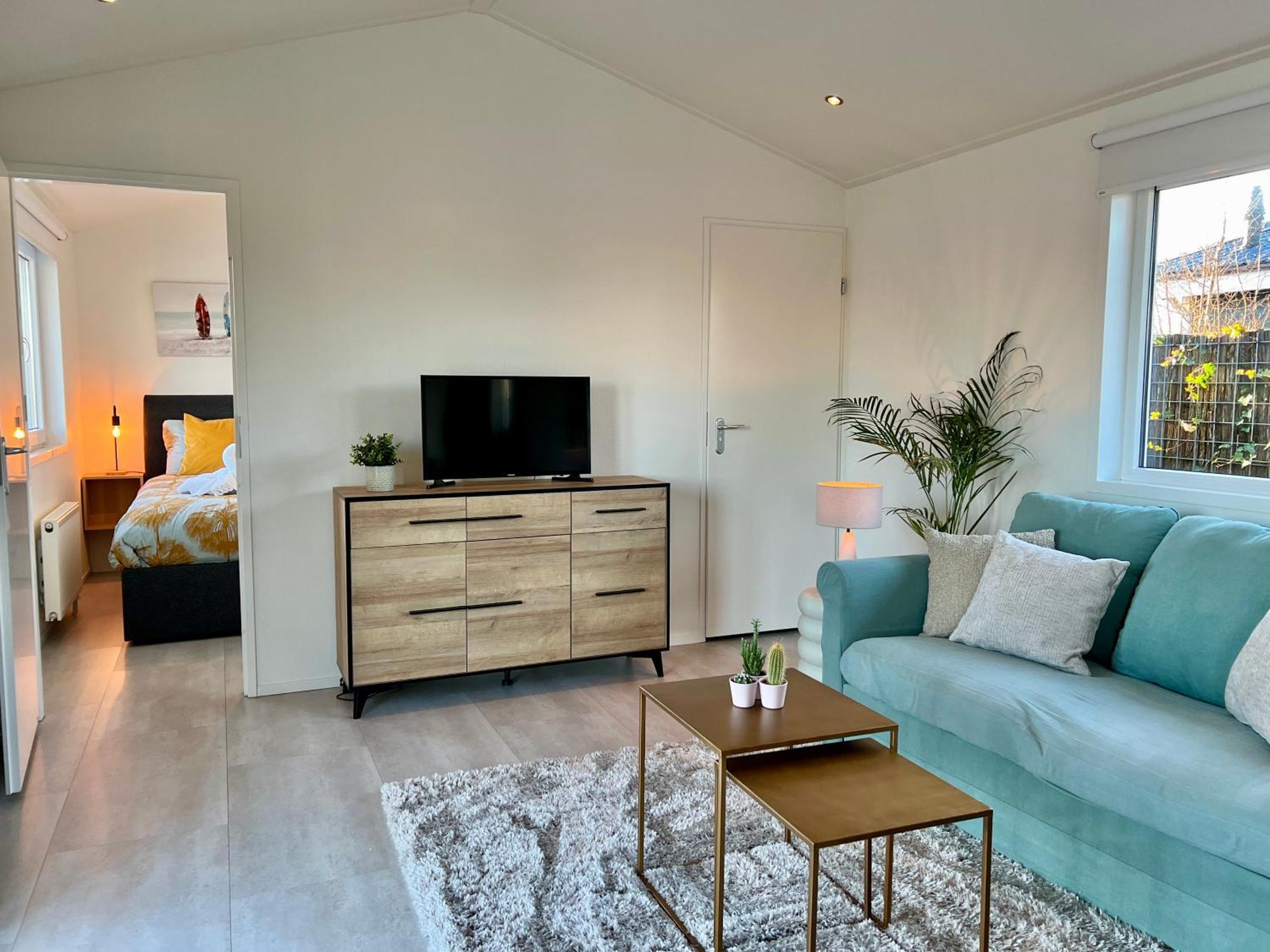 New - The Surf Shack - On A Near Amsterdam! Chalet